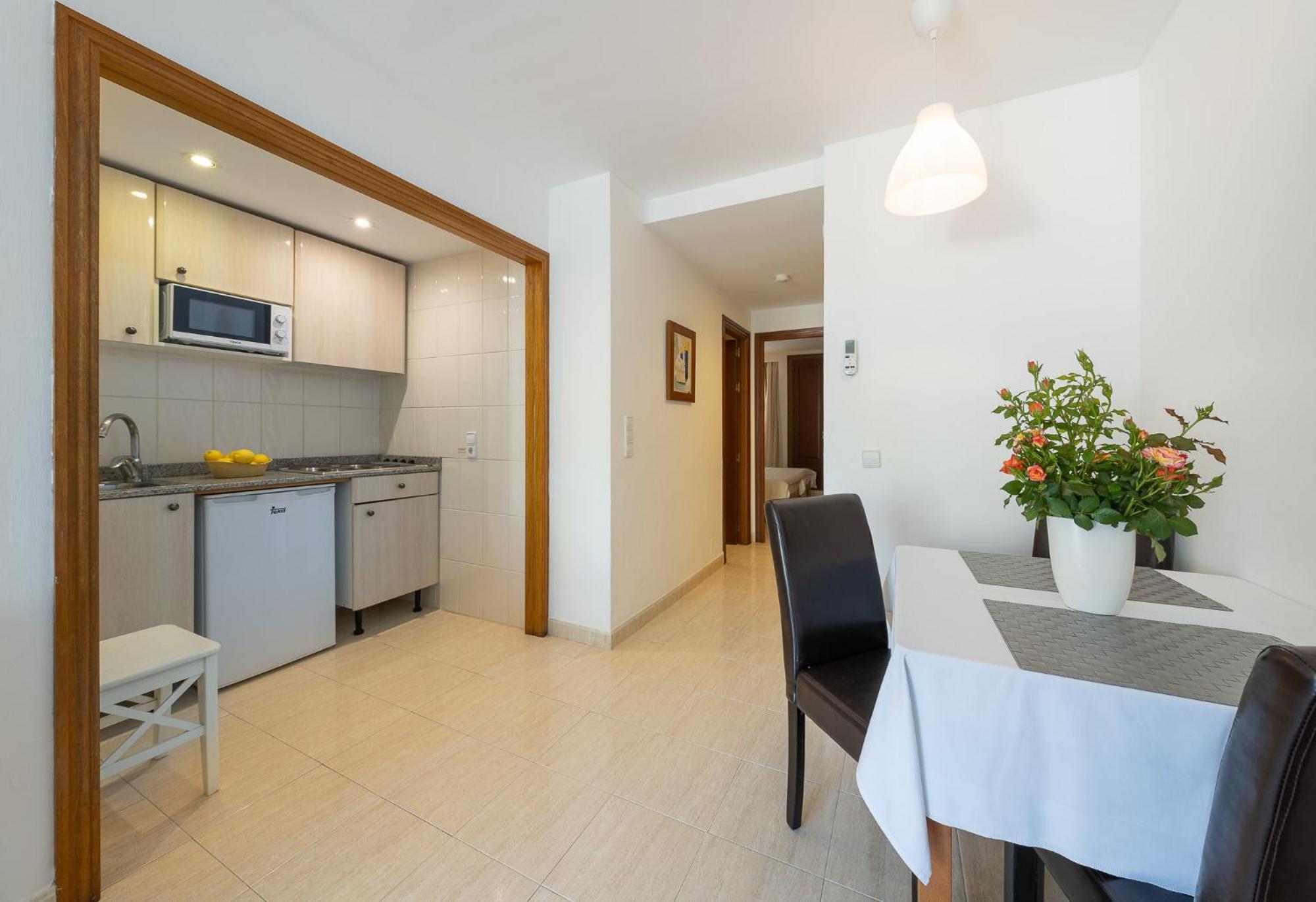 Apartamentos Los Tilos Peguera Esterno foto